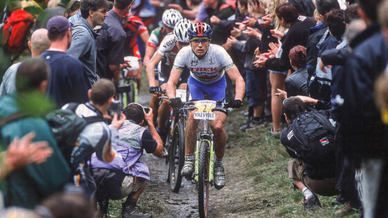 ©Malcolm Fearon - ROLAND GREEN GENERAL VIEW HOUFFALIZE, BELGIUM. TISSOT MOUNTAIN BIKE WORLD CUP 2002