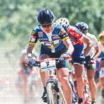 ALISON DUNLAP LEADS AT THE START OF THE WOMENS RACE GENERAL VIEW MADRID, SPAIN. DIESEL WORLD CUP 1999