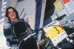 ANNE CAROLINE CHAUSSON MONT STE ANNE, CANADA. TISSOT MOUNTAIN BIKE WORLD CUP 2002