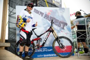 Aaron Gwin and the new bike Trek Session