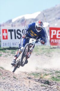 STEVE PEAT VARS, FRANCE. TISSOT MOUNTAIN BIKE WORLD CUP 2001
