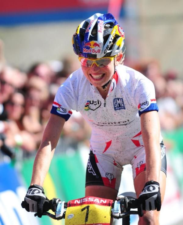 Elisabeth Osl vince la Coppa del Mondo 2009 MTB XC