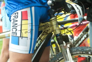 JULIEN ABSALON'S BIKE, LES GETS 2004