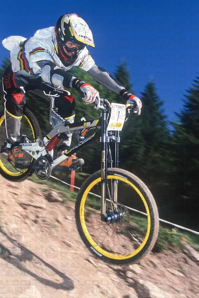 NICOLAS VOUILLOZ TRAINING LES GETS, FRANCE. TISSOT MOUNTAIN BIKE WORLD CUP 2000