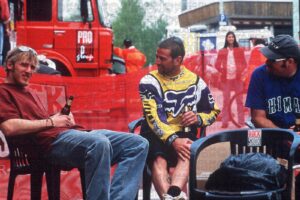 STEVE PEAT E SHAUN PALMER E STEVE BOEHMKE NEVEGAL, ITALY. GRUNDIG DOWNHILL WORLD CUP 1996