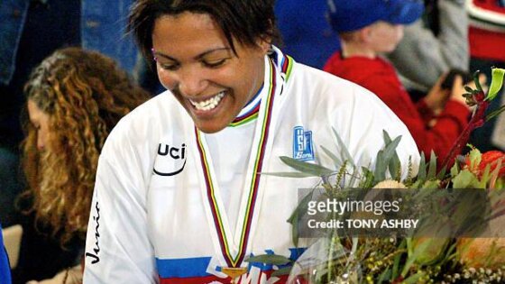 Elodie Ajinca 2003