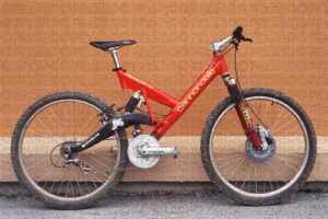 FRANCK ROMAN CANNONDALE BIKE CAP D’AIL, FRANCE. GRUNDIG DOWNHILL WORLD CUP 1994