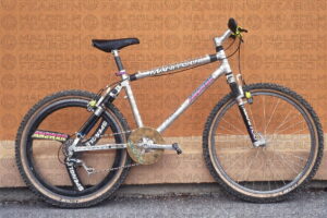 JURGEN BENEKE MANITOU BIKE CAP D’AIL, FRANCE. GRUNDIG DOWNHILL WORLD CUP 1994