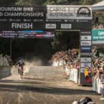 Aaron Gwin at finish line Mondiali 2017 DH