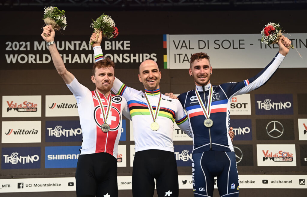 Fluckiger-Schurter-Koretzky, podio world championship 2021 xco elite men