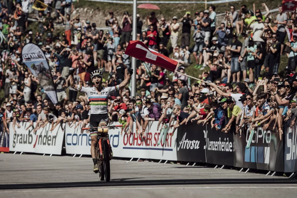 Nino Schurter vince World Cup Lenzerheide 2017