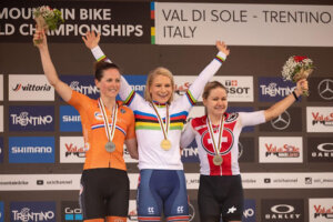 Podio Campionato del mondo 2021 XCO Elite Women