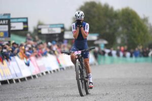 Pauline-Ferrand-Prevot-campionessa-del-mondo-mtb-2023