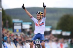tom-pidcock-mondiale-mtb-2023