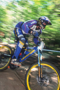 ©Malcolm Fearon - ANNE CAROLINE CHAUSSON MONT STE ANNE, CANADA. TISSOT MOUNTAIN BIKE WORLD CUP 2000
