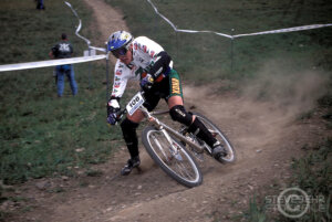 ©Steve Behr / Stockfile - Steve Peat riding Kona bike Downhill  World Championships, Vail, Colorado USA 1994