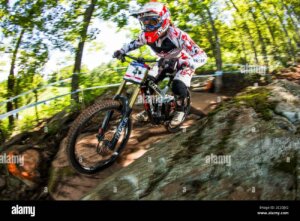 ©Victor Lucas Alamy Stock Photo - Tracy Moseley 2010