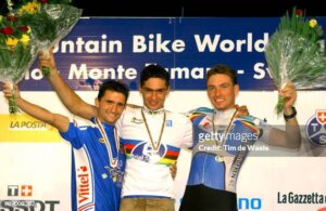 ©gettyimages.ch - Christophe Dupouey of France (centre), Filip Meirhaeghe of Belgium (right) and Jerome Chiotti of France (left)