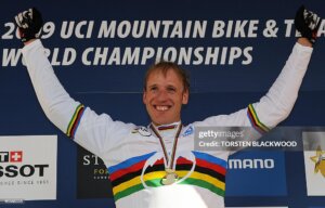 Steve Peat iridiato 2009 DH