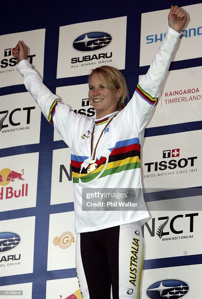©Phil Walter/Getty Images - TRACEY HANNAH CAMPIONE DEL MONDO JUNIORES DH WOMEN 2006 ROTORUA