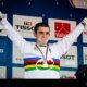 champery-svizzera-4-settembre-2011-danny-hart-gbr-vince-la-medaglia-d-oro-ai-campionati-del-mondo-di-discesa-in-mountain-bike-uci-per-team-giant-2c2dp4y
