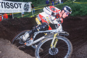 ©Malcolm Fearon - BRIAN LOPES DURANGO, USA. TISSOT MOUNTAIN BIKE WORLD CUP 2001