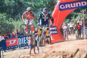 ©Malcolm Fearon - DAVE CULLINAN VS MIKE KING STELLENBOSCH, SOUTH AFRICA.  DUAL WORLD CUP 1998