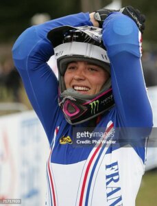 ©Phil Walter/Getty Images - SABRINA JONNIER VINCE DH WOMEN ELITE CAMPIONATO DEL MONDO 2006