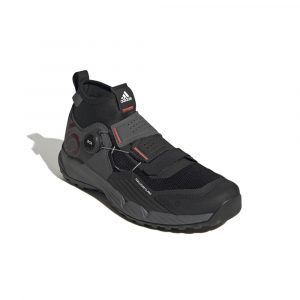 GY9117_6_FOOTWEAR_Photography_Front Lateral Top View_white