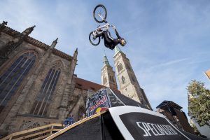 Emil Johansson Red Bull District Ride 2022