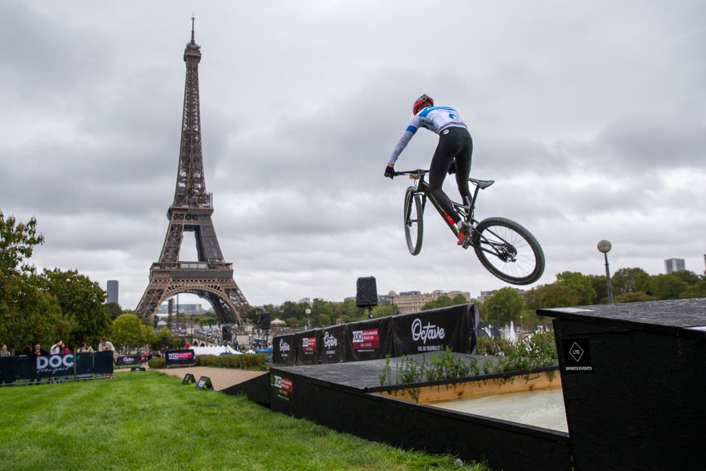 Tour Eiffel France MTB