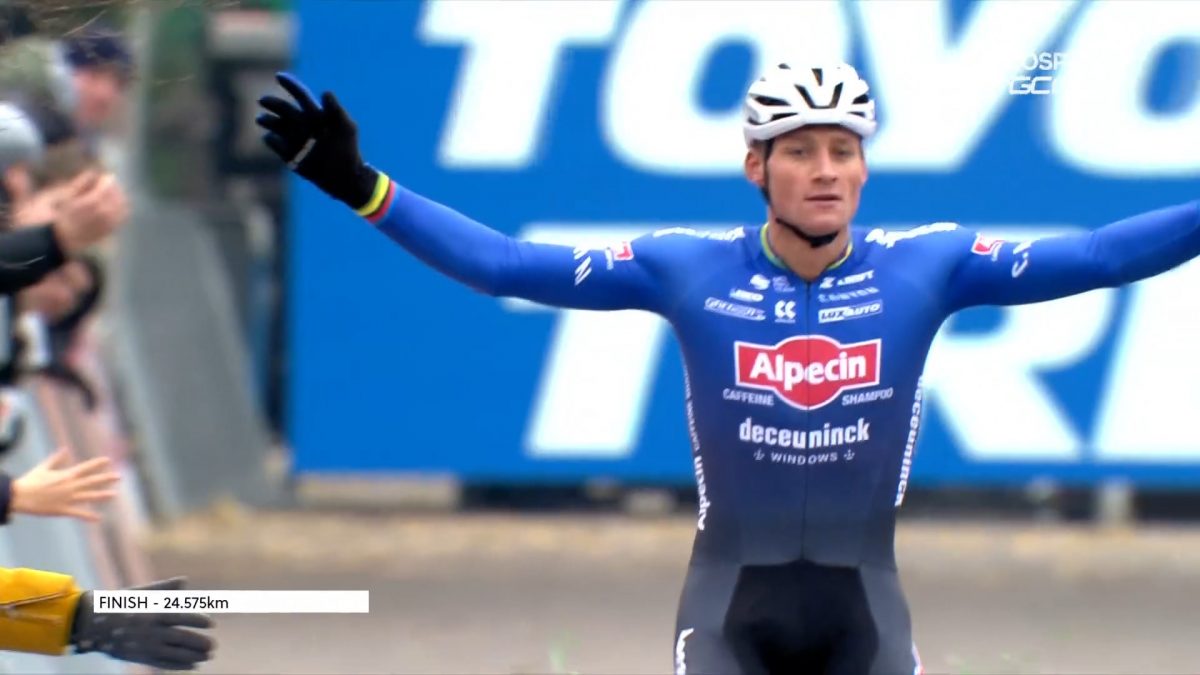 Van der Poel vince Anversa 2022 Cyclocross