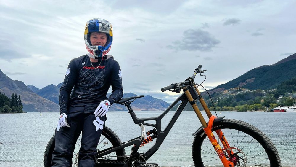 Laurie Greenland Santa Cruz V10 2023