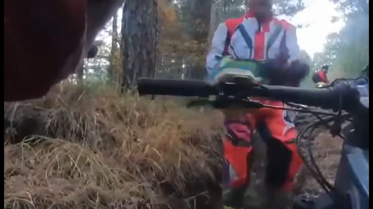 enduro moto vs enduro bike