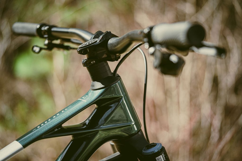 mondraker trail raze carbon (2)