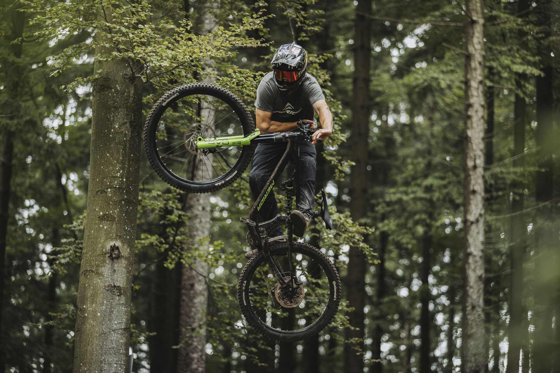 One-Sixty FR_Action (5)