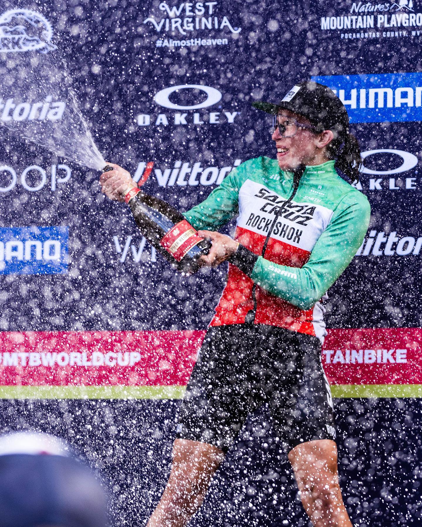 Martina Berta Snowshoe