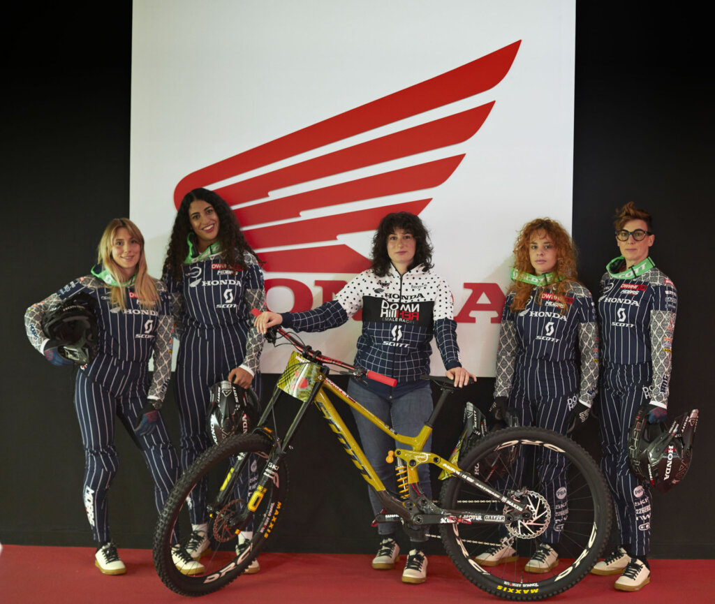 Team Honda DownhillHER Scott