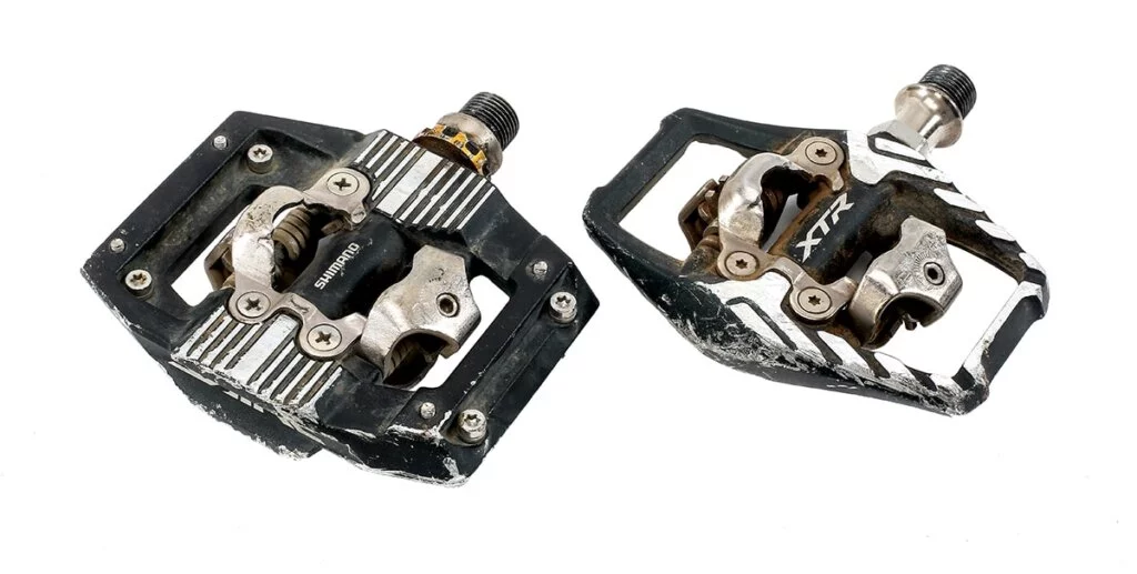 saint vs xtr pedals