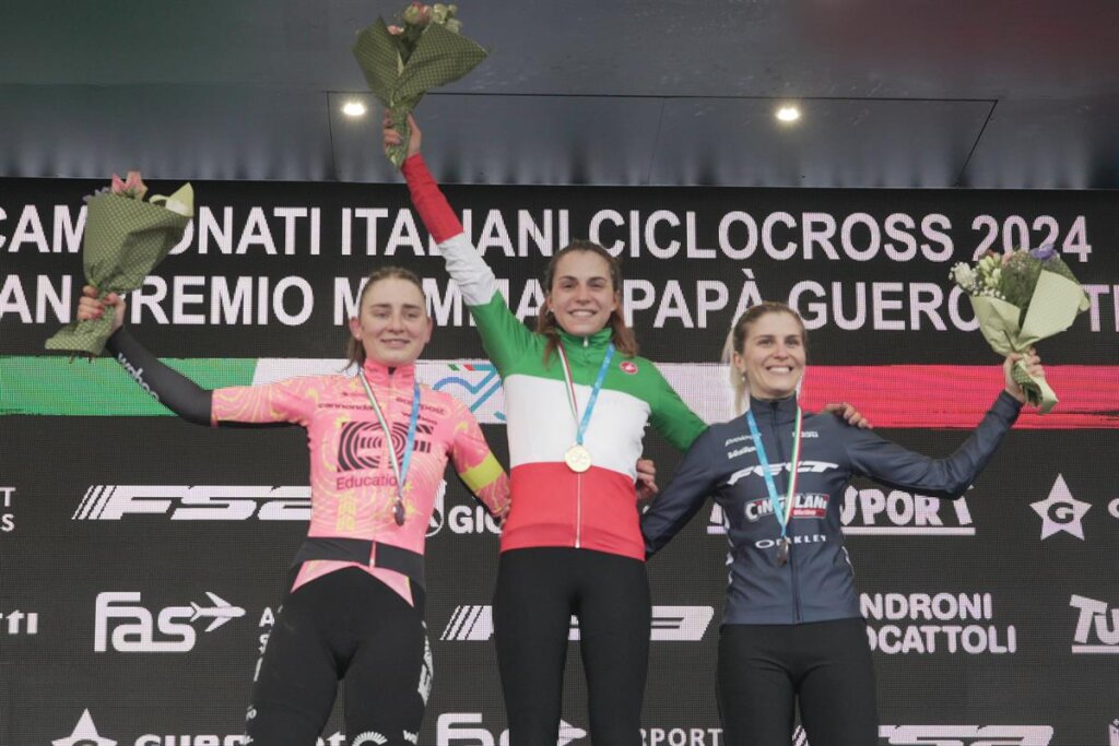 Podio Donne Elite Italiani Ciclocross - foto di Giorgio De Negri