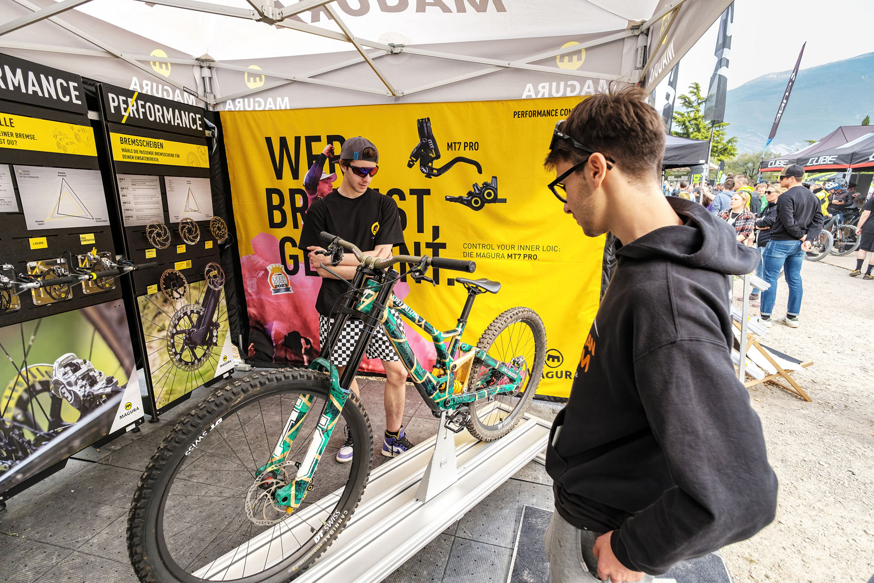2023_APTGARDADOLOMITI_ph_Castagna_BIKEFESTIVAL_EVENT_ExpoArea_HIGH_3972