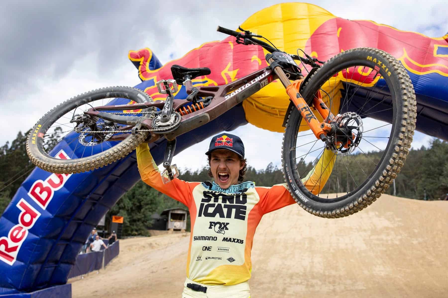 Jackson Goldstone Wins Again In Race That Injured Him 365mountainbike Jackson Goldstone Wins Again In Race That Injured Him 365mountainbike