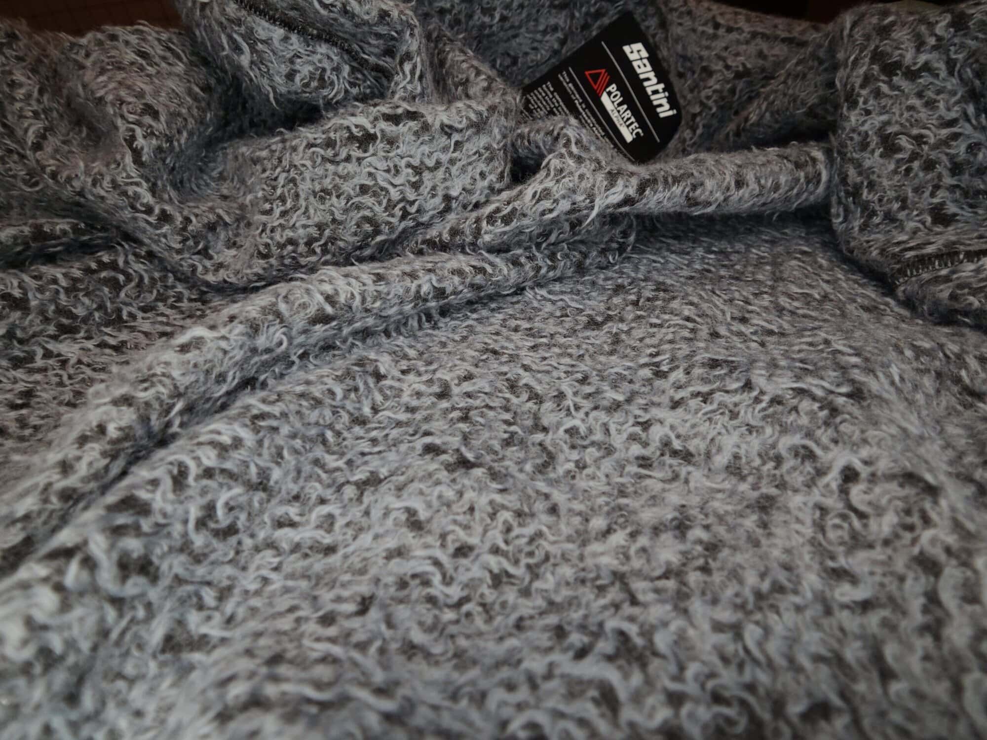 CALZETTONI IN PILE GRIGIO, TAGLIA L, MATERIA MORBIDA E CALDA.