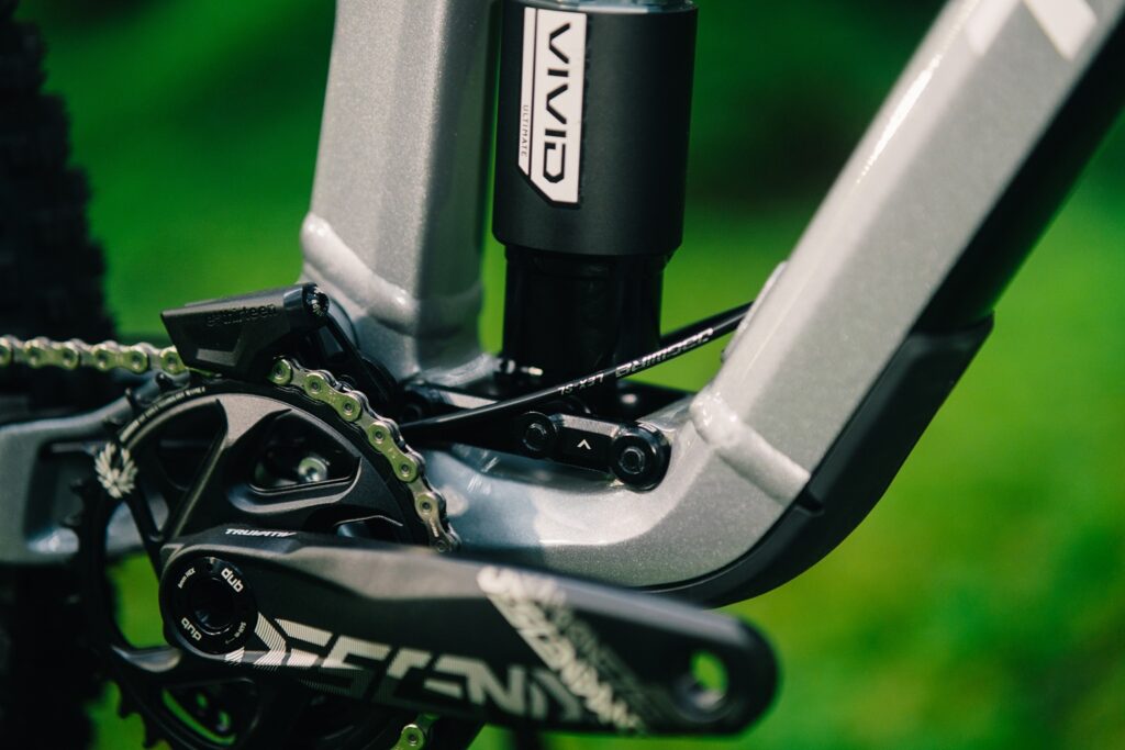 Transition TR11 Downhill Bikes (3)