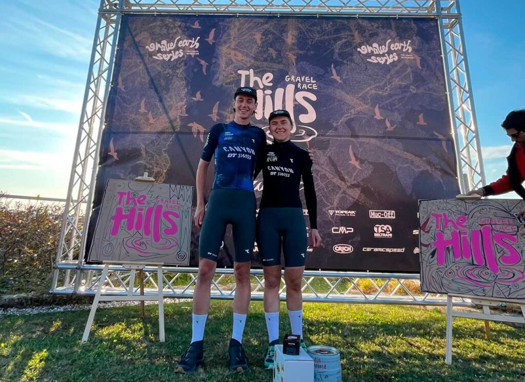 Bradyn Lange e Larissa Hartog
