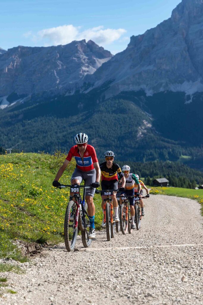 In foto David Valero Serrano seguito da Wout Alleman, Lorenzo Samparisi e Diego Rosa - ph credit Freddy Planinschek