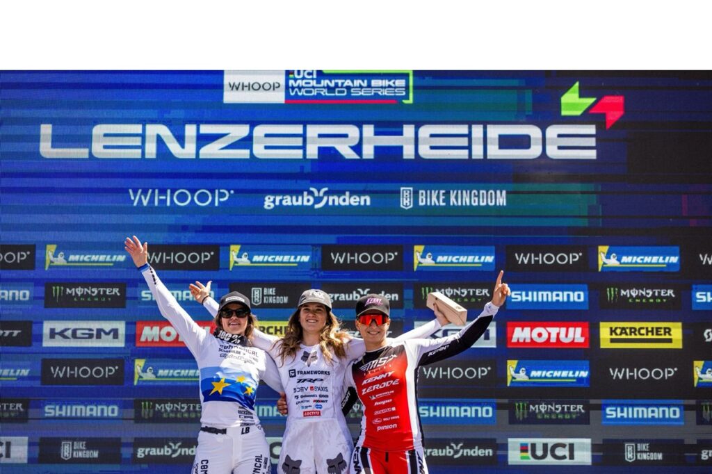 podio coppa del mondo elite donne dh